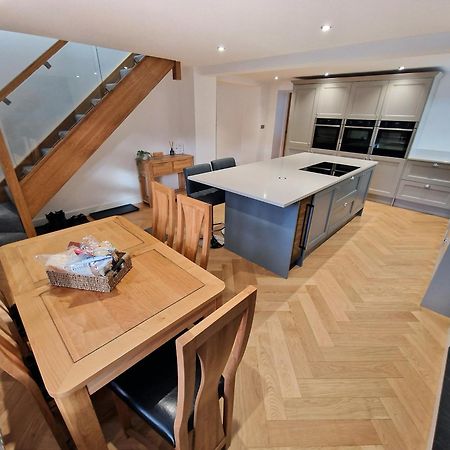 Bryn Glo Villa Капел-Къриг Екстериор снимка